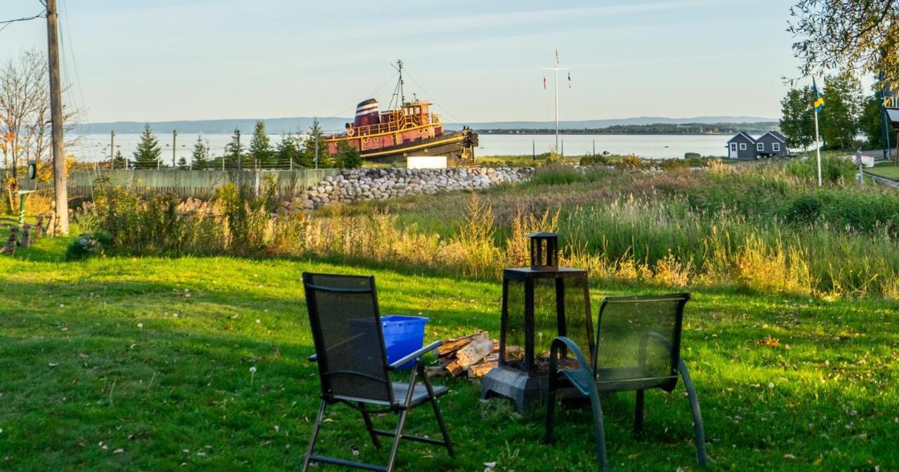 Les Petits Studios Du Bord De L'Eau Saint-Joseph-de-la-Rive Dış mekan fotoğraf